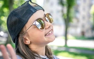 ¿Por qué tus hijos deberían usar gafas de sol? Lo que muchos padres no tienen en cuenta